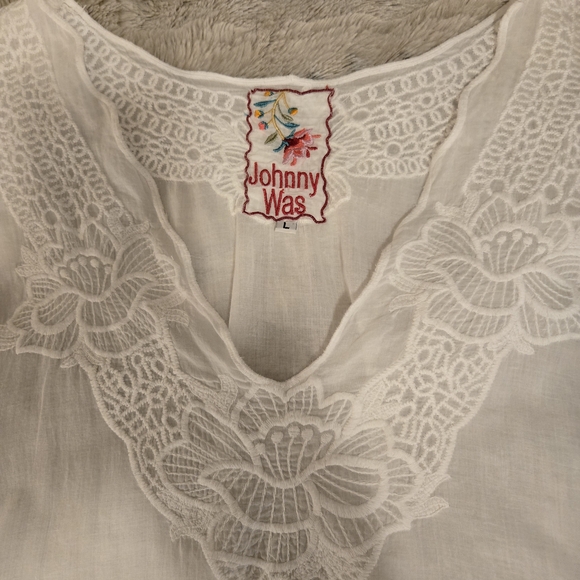 Johnny Was White Lace V-neck Blouse. Size Large - Picture 2 of 9